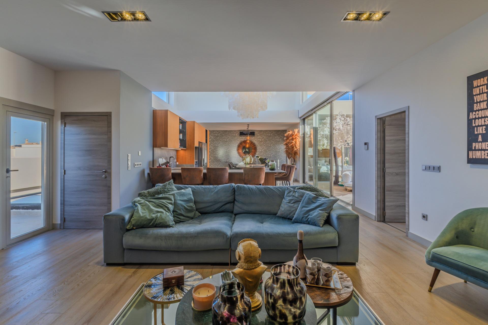 4 Bed, 3 Bath, HouseFor Sale, Benijofar, Alicante