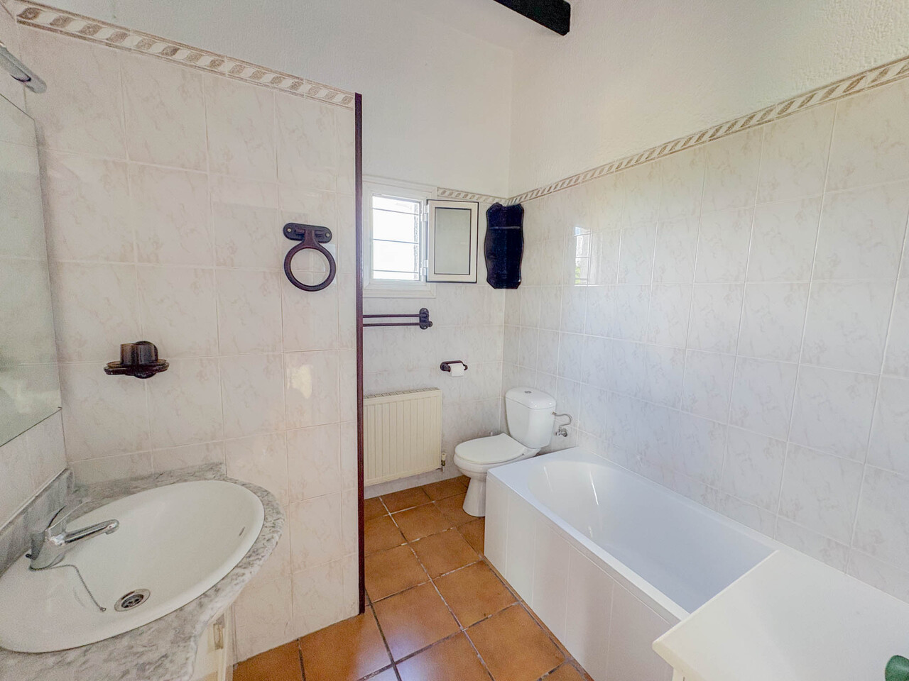 4 Bed, 2 Bath, HouseFor Sale, Los Balcones, Alicante
