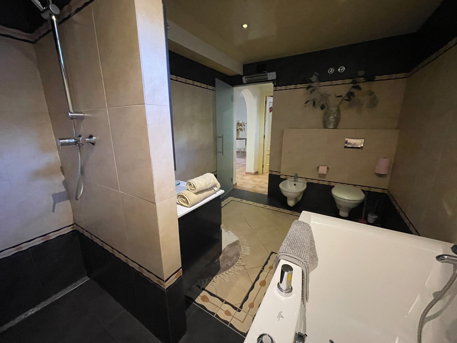 5 Bed, 3 Bath, HouseFor Sale, Benijofar, Alicante