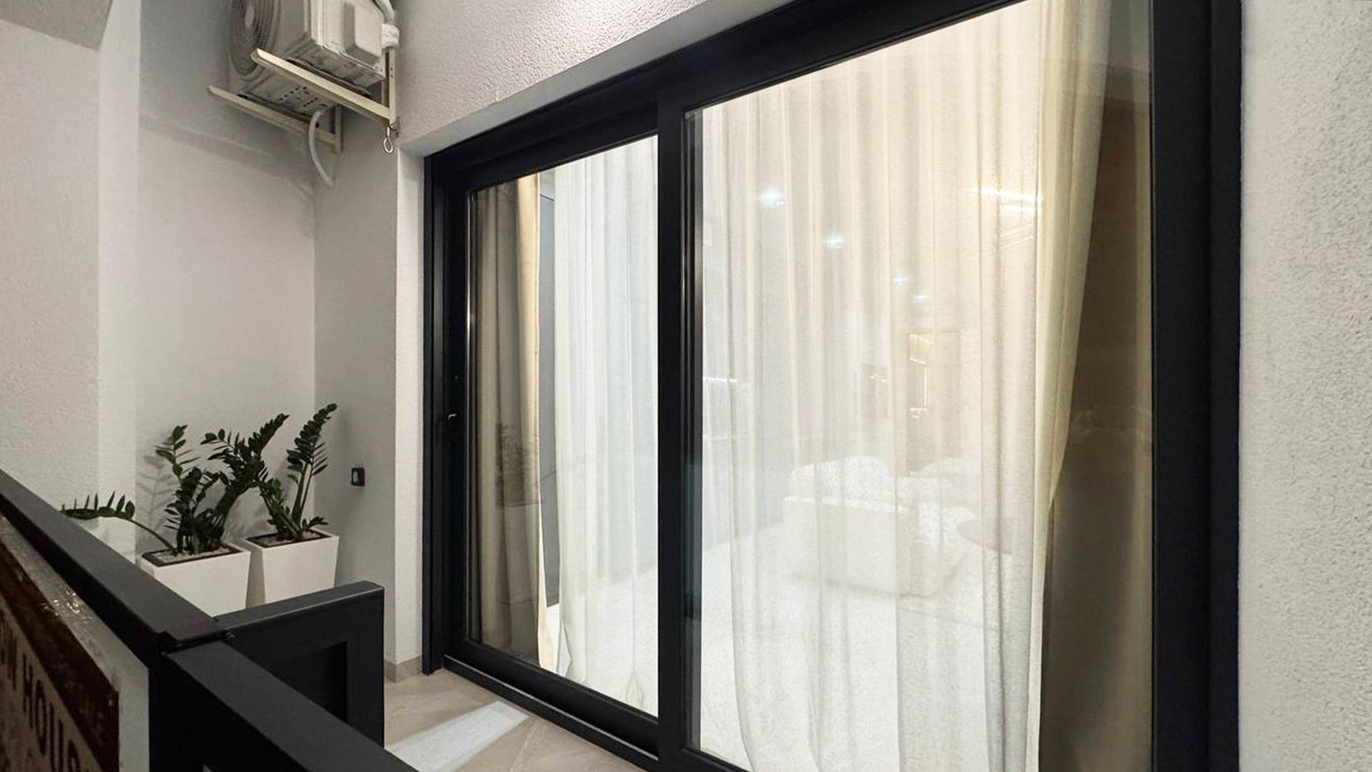 1 Bed, 1 Bath, ApartmentFor Sale, Torrevieja, Alicante