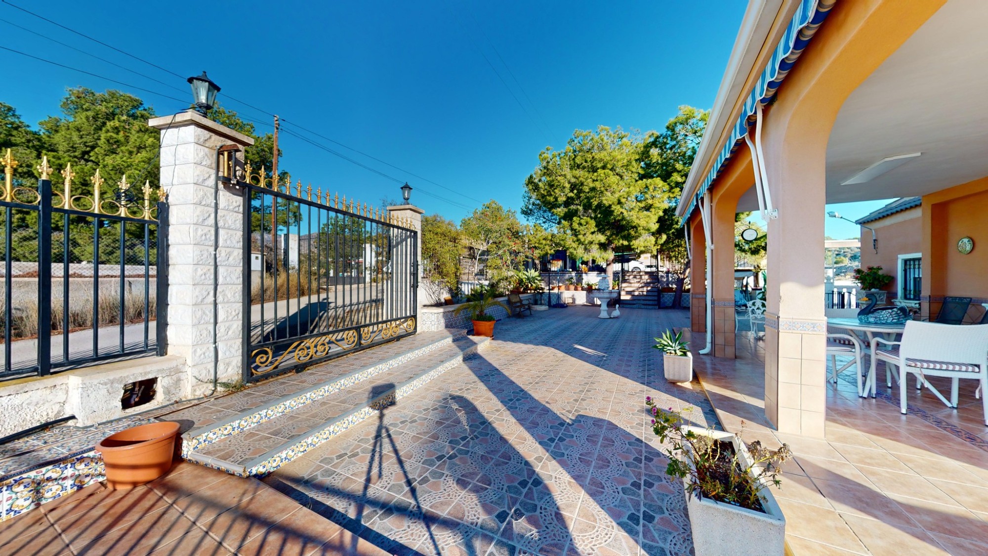 4 Bed, 2 Bath, HouseFor Sale, Crevillent, Alicante