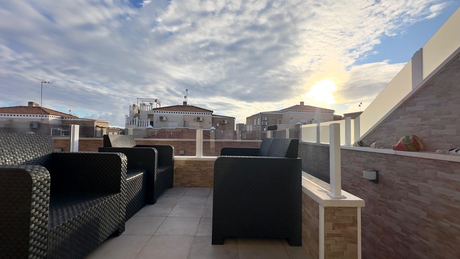 2 Bed, 1 Bath, HouseFor Sale, Torrevieja, Alicante