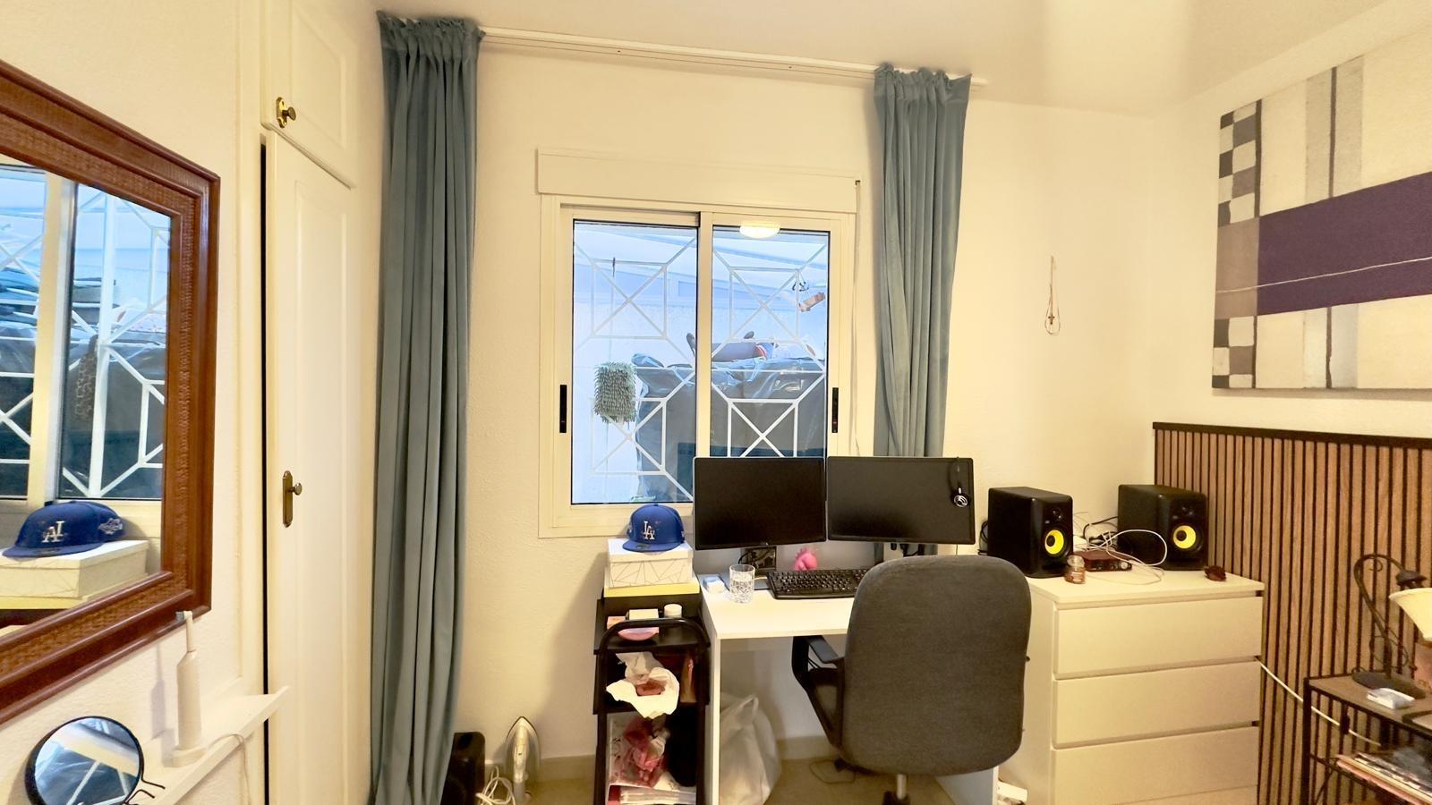 2 Bed, 1 Bath, HouseFor Sale, Torrevieja, Alicante