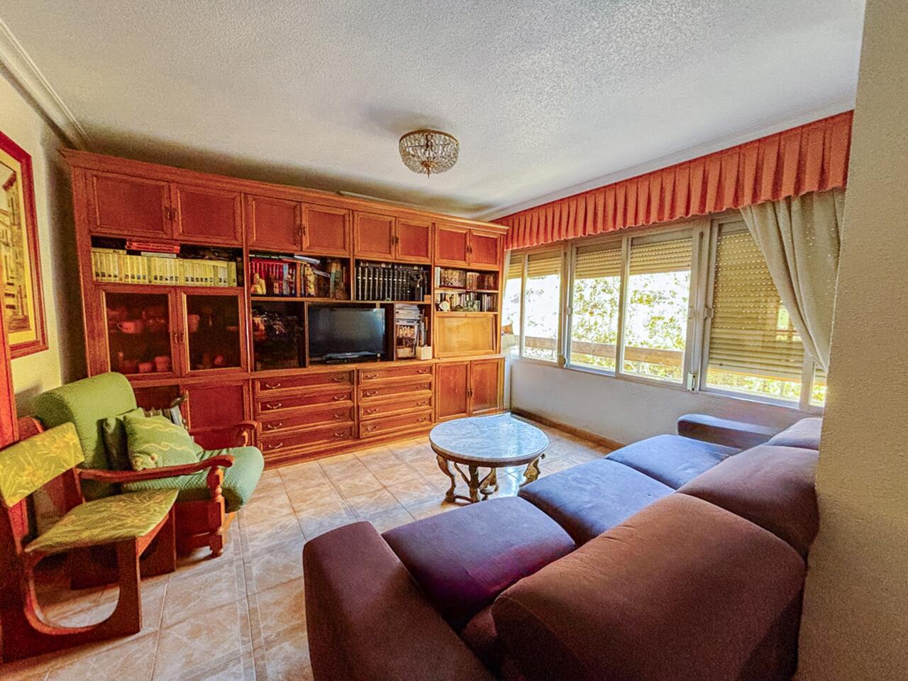 3 Bed, 2 Bath, ApartmentFor Sale, Alicante, Alicante