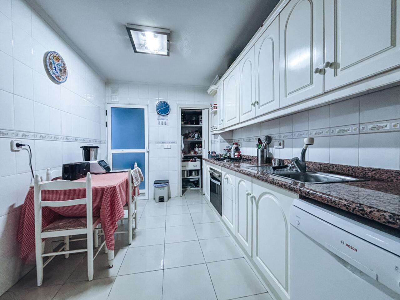 3 Bed, 2 Bath, ApartmentFor Sale, Alicante, Alicante