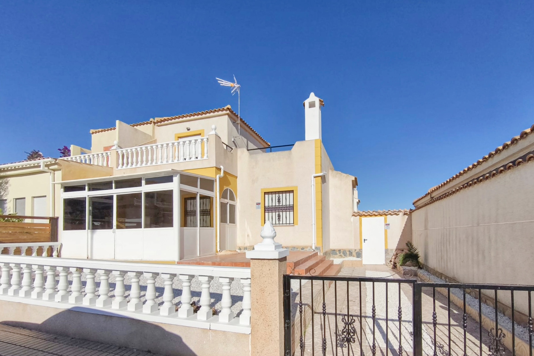 3 Bed, 2 Bath, HouseFor Sale, Orihuela Costa, Alicante