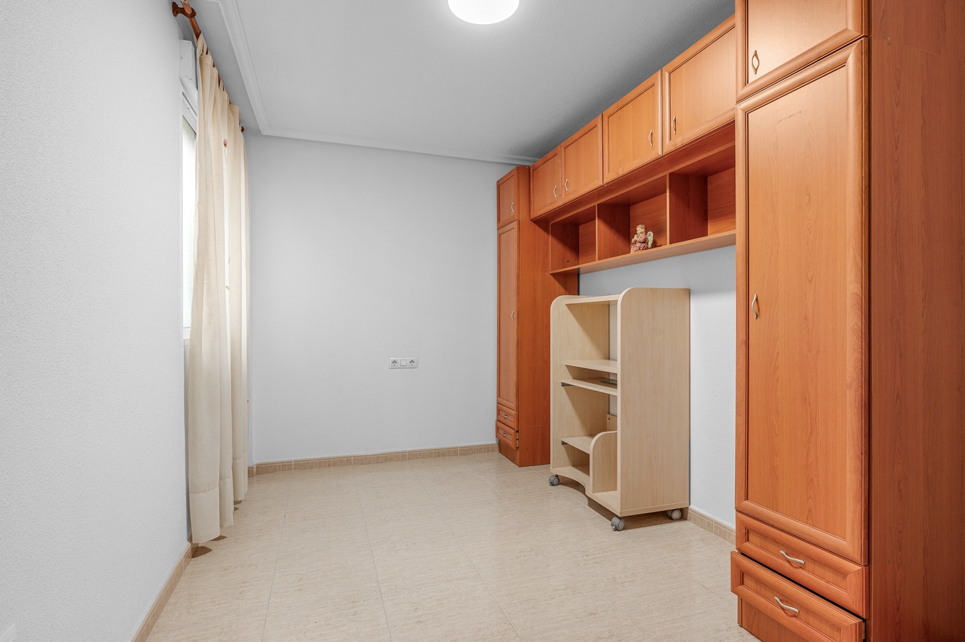 2 Bed, 1 Bath, ApartmentFor Sale, Torrevieja, Alicante