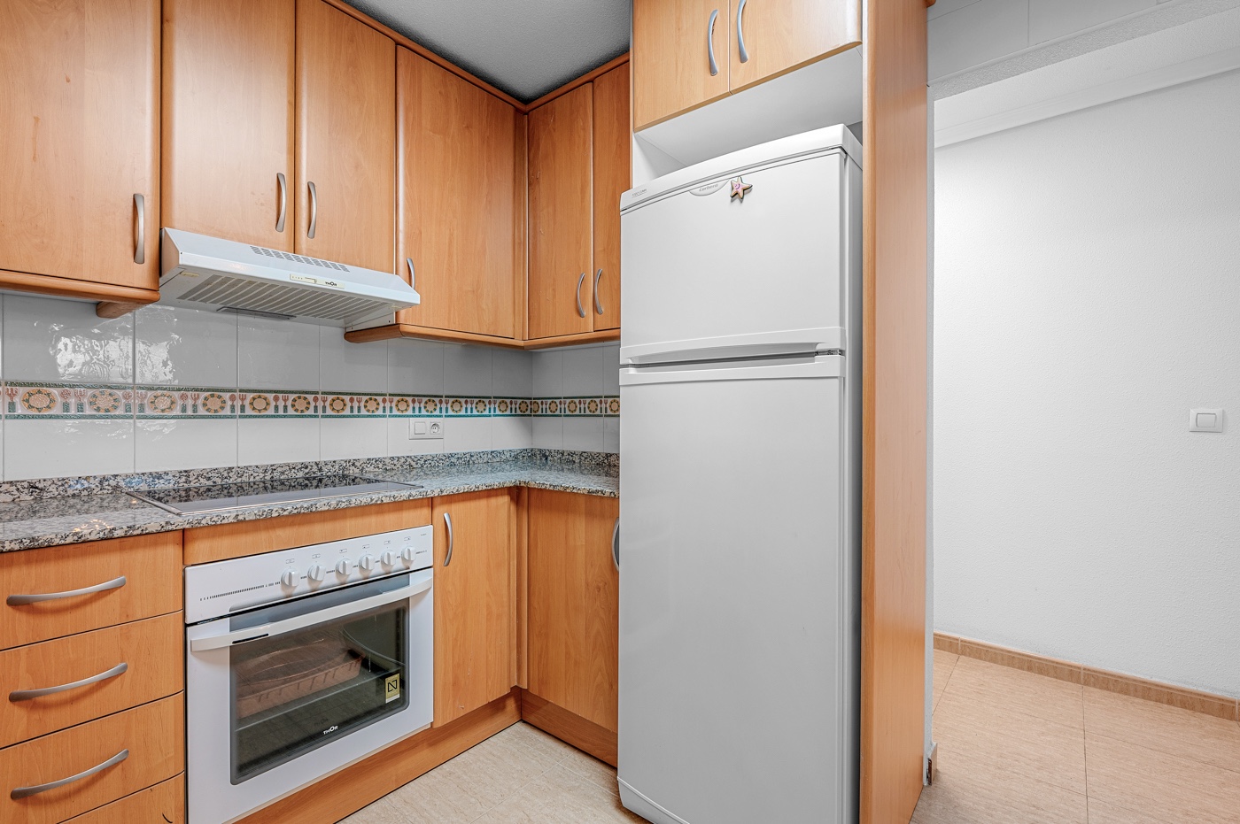 2 Bed, 1 Bath, ApartmentFor Sale, Torrevieja, Alicante