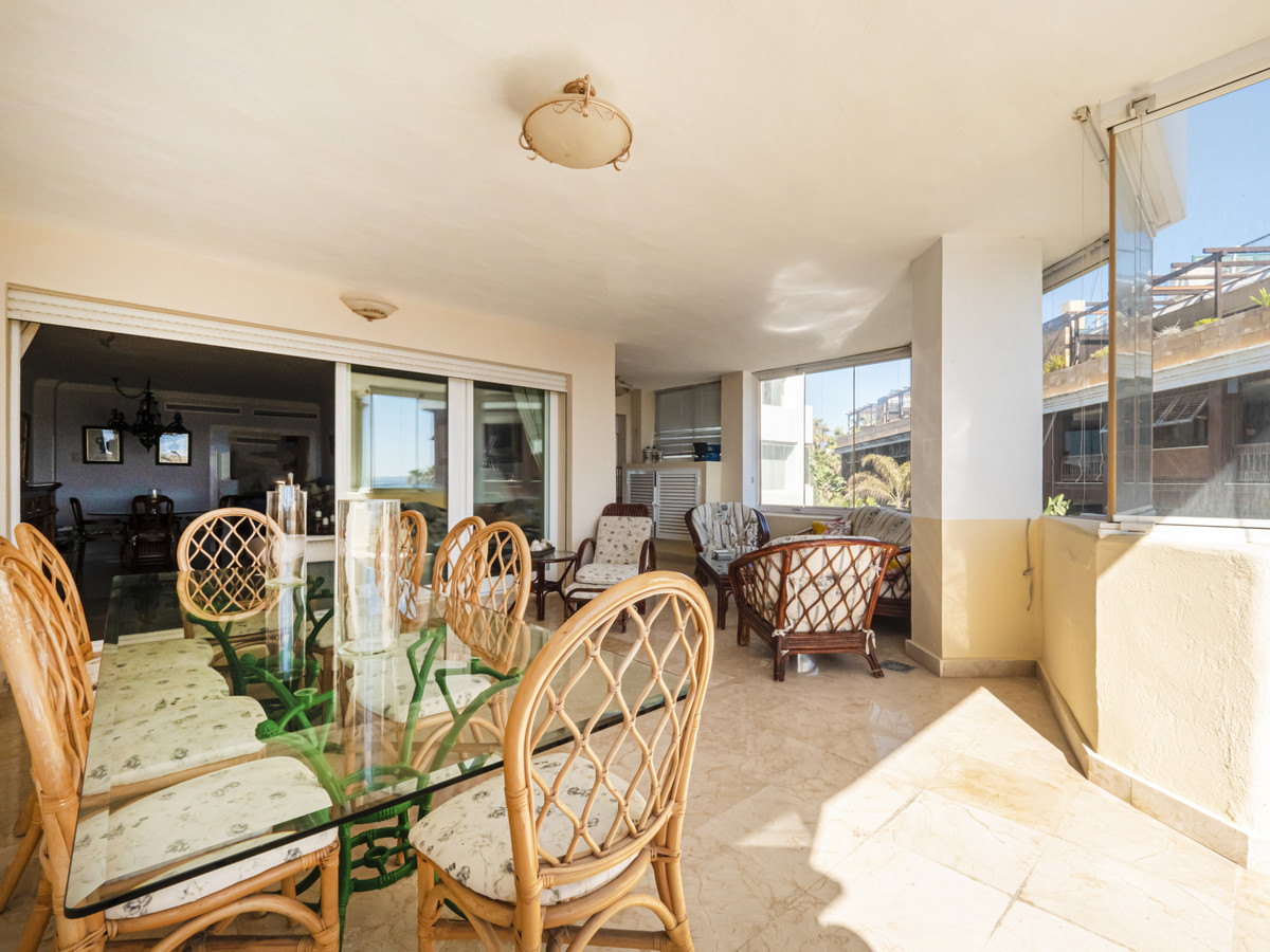 2 Bed, 2 Bath, ApartmentFor Sale, Puerto Banus, Malaga