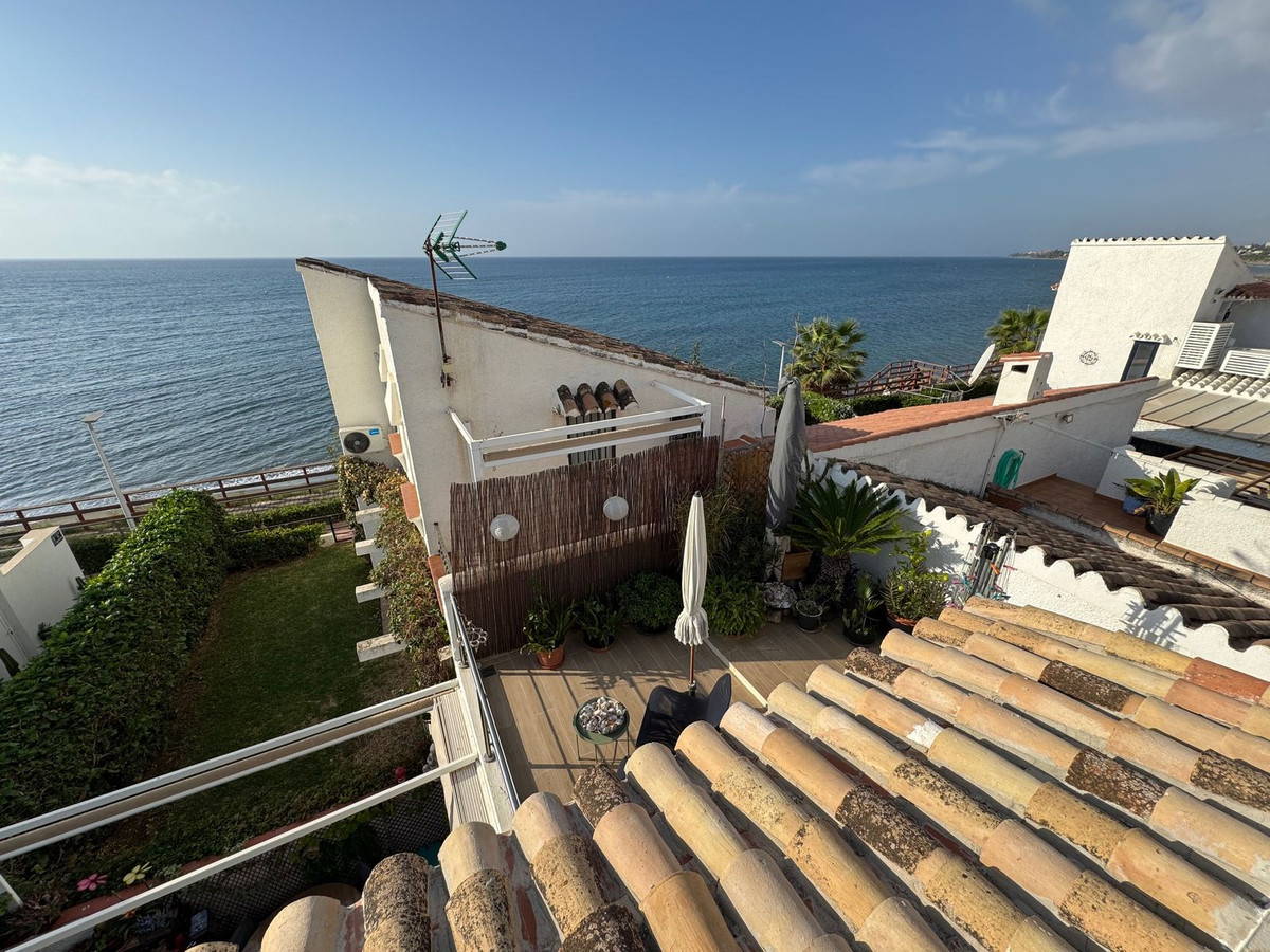 3 Bed, 3 Bath, HouseFor Sale, Estepona, Malaga