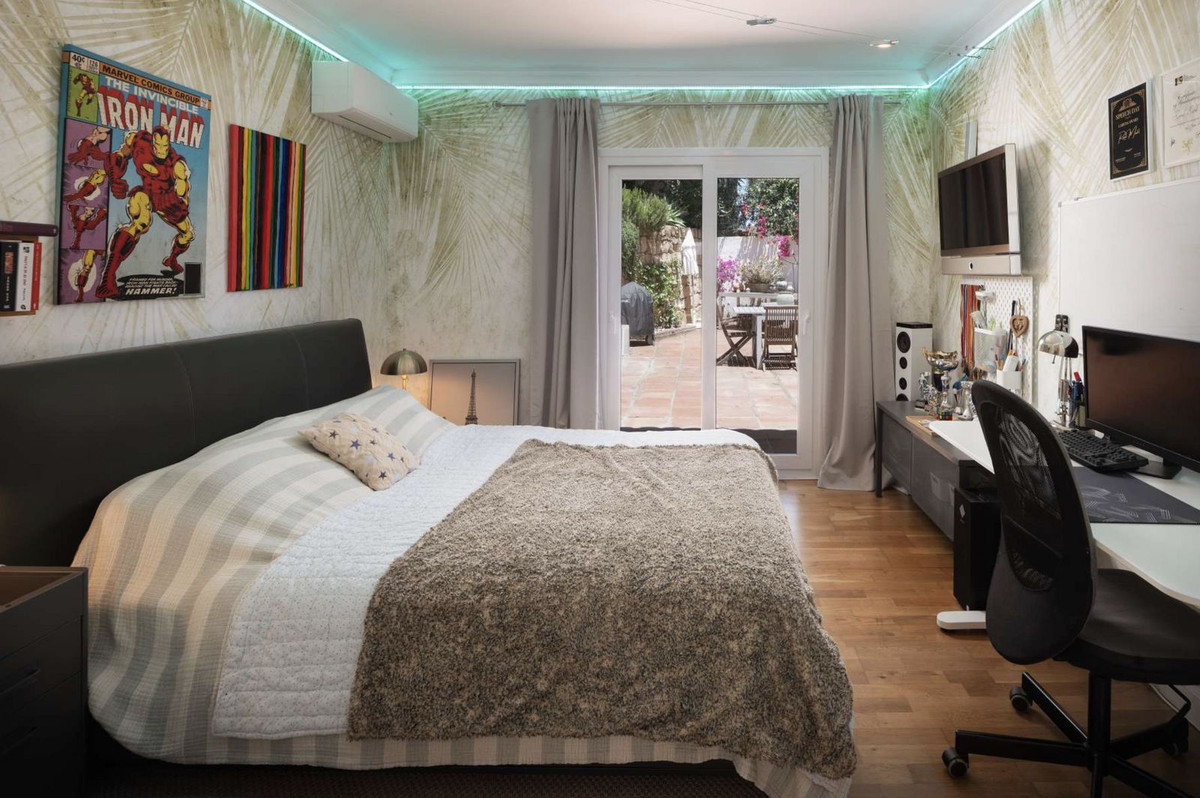 3 Bed, 2 Bath, HouseFor Sale, La Quinta, Malaga