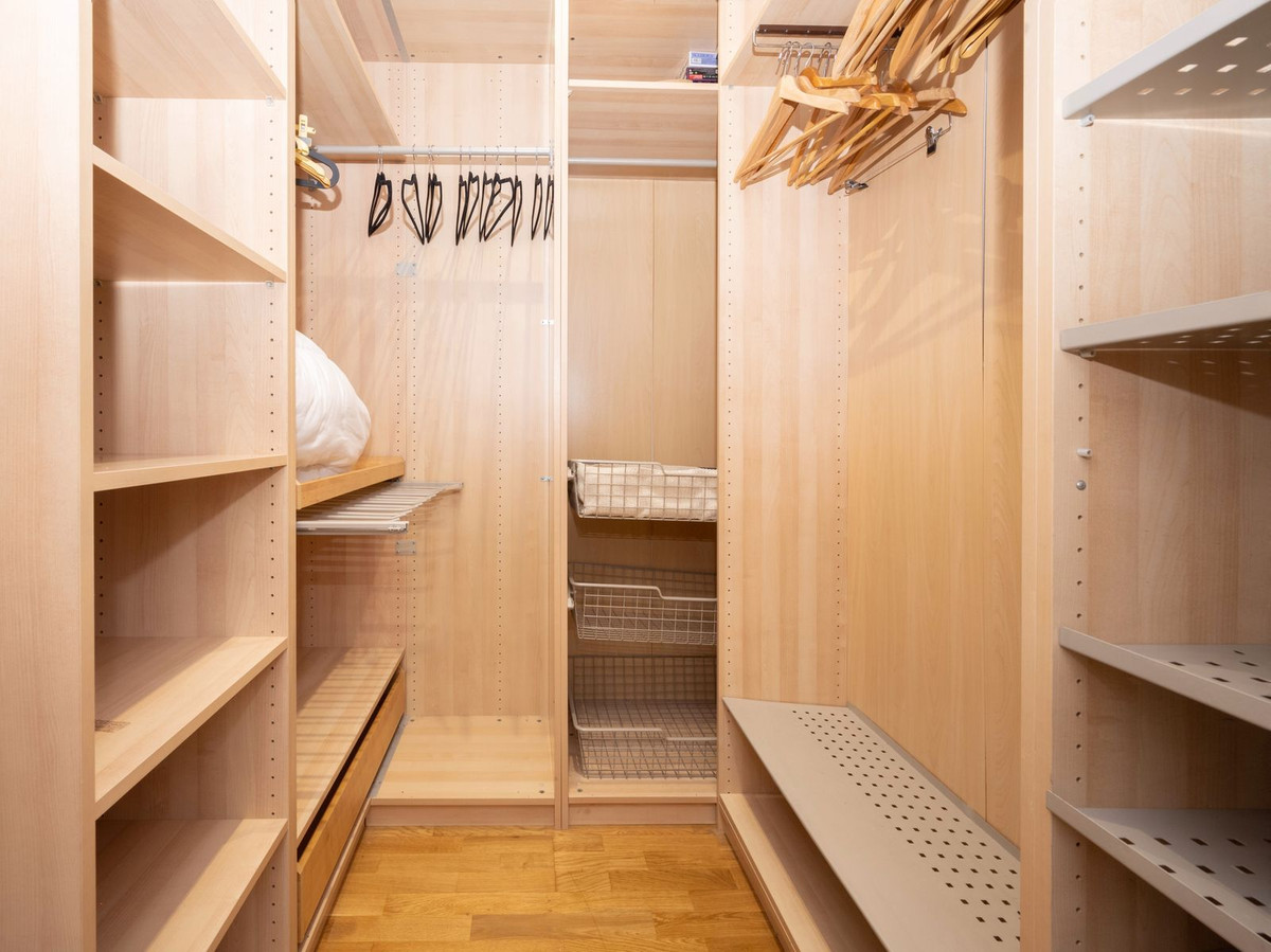 2 Bed, 1 Bath, ApartmentFor Sale, Marbella, Malaga