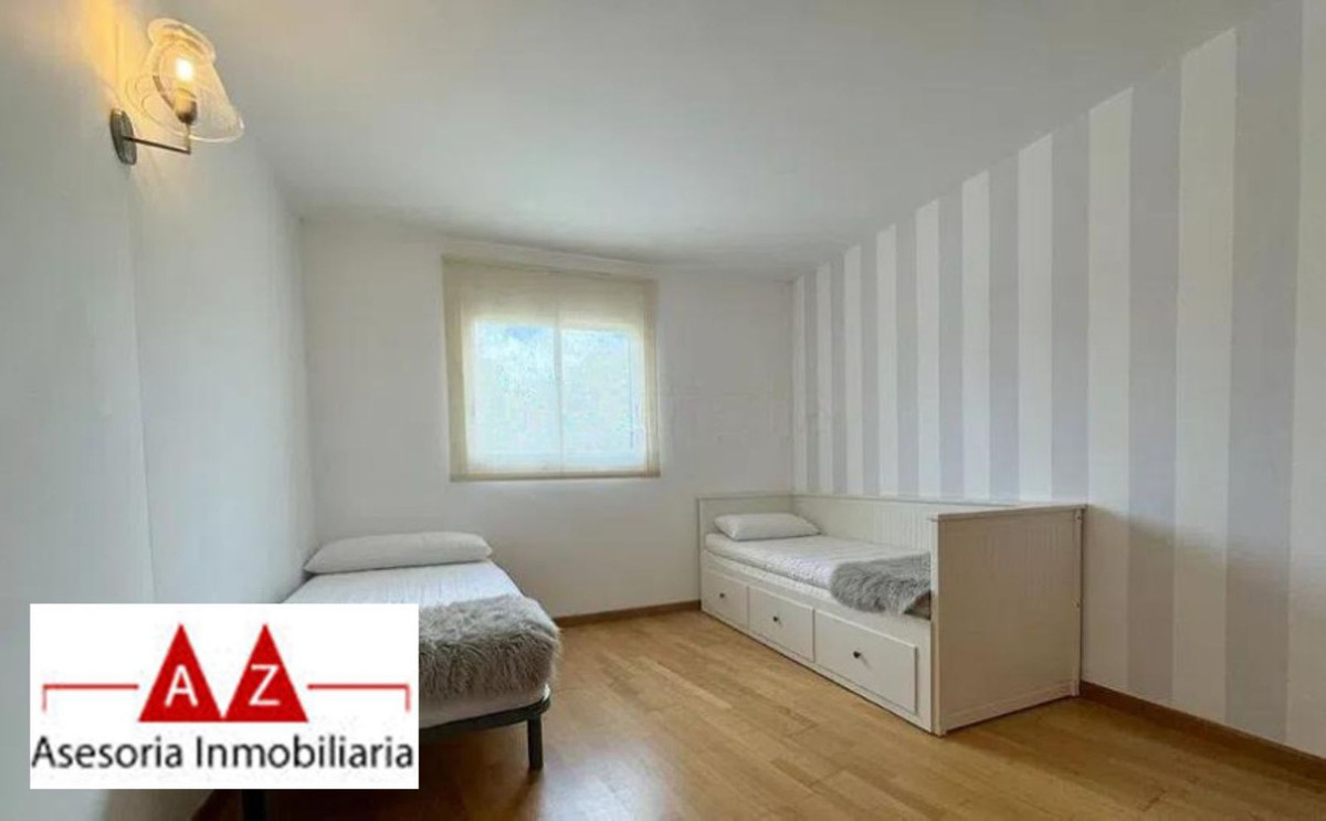 3 Bed, 2 Bath, HouseFor Sale, Palma de Mallorca, Islas Baleares