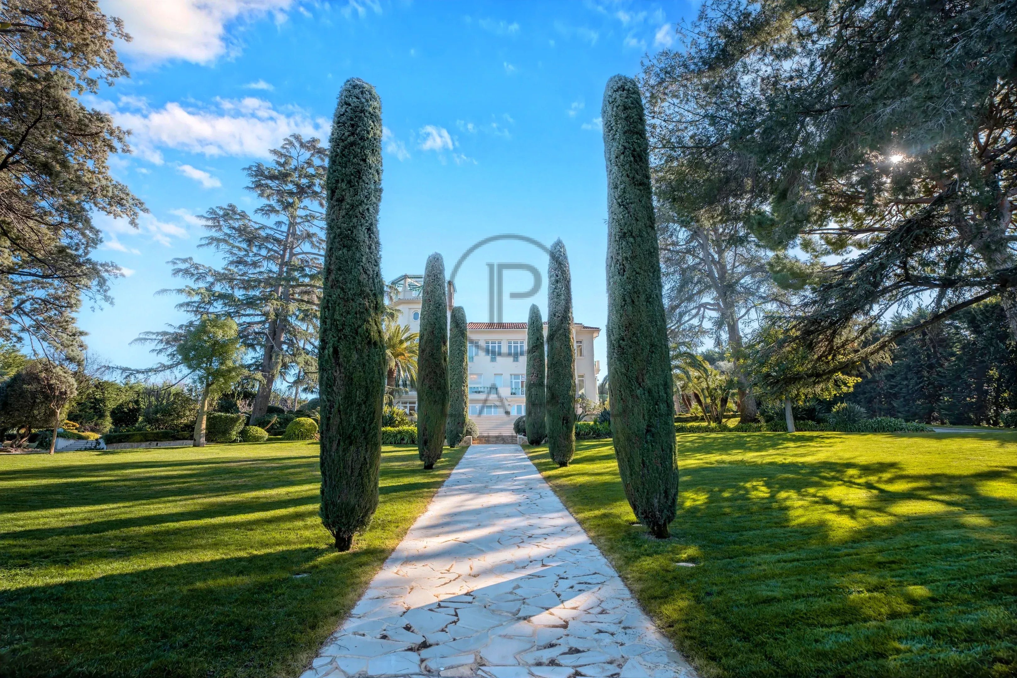 11 Bed, 12 Bath, HouseFor Sale, Antibes, Alpes-Maritimes