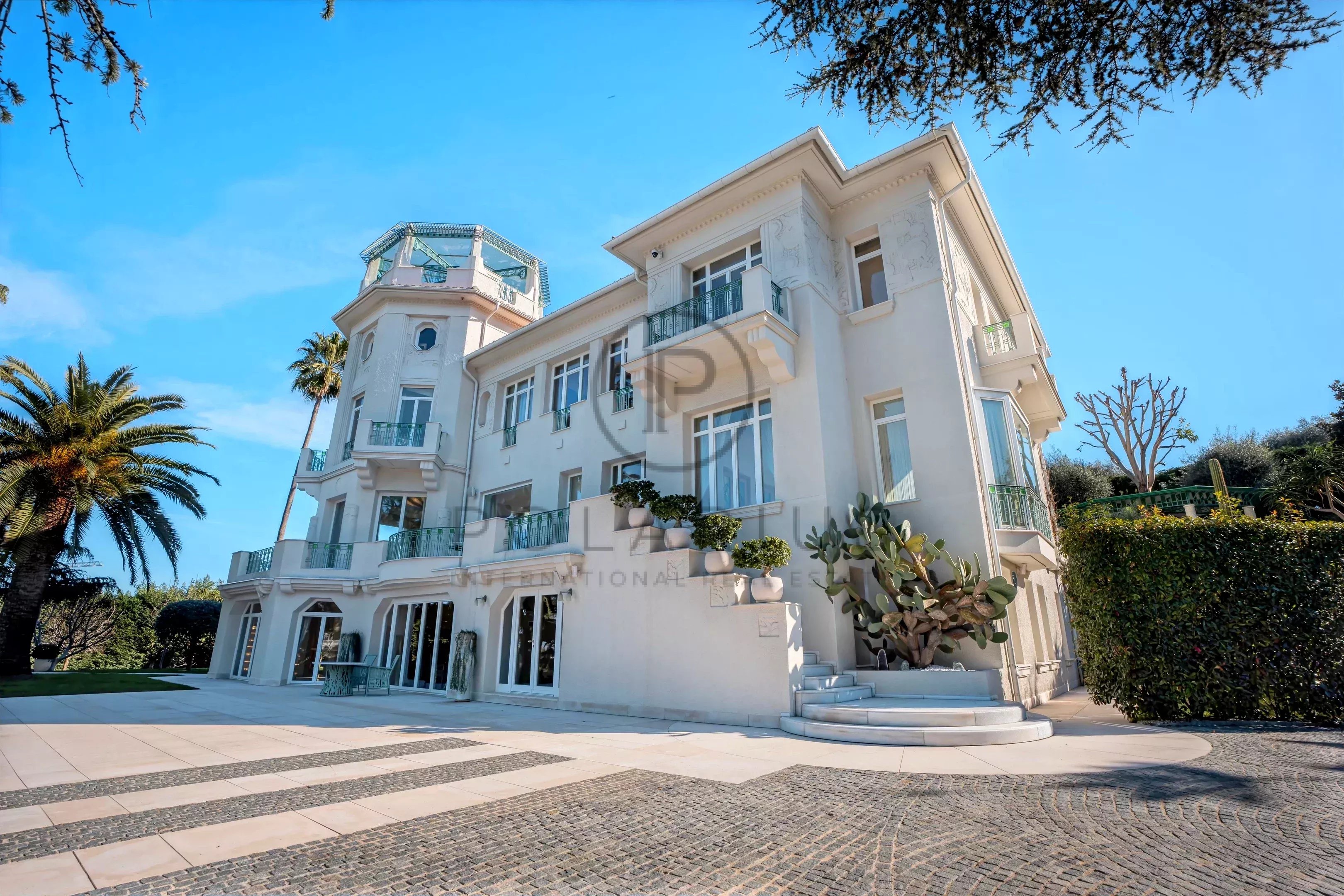 11 Bed, 12 Bath, HouseFor Sale, Antibes, Alpes-Maritimes
