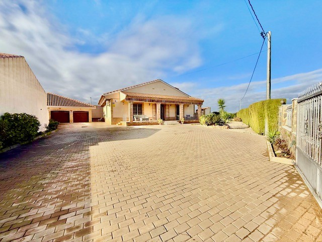 3 Bed, 2 Bath, HouseFor Sale, Avileses, Murcia