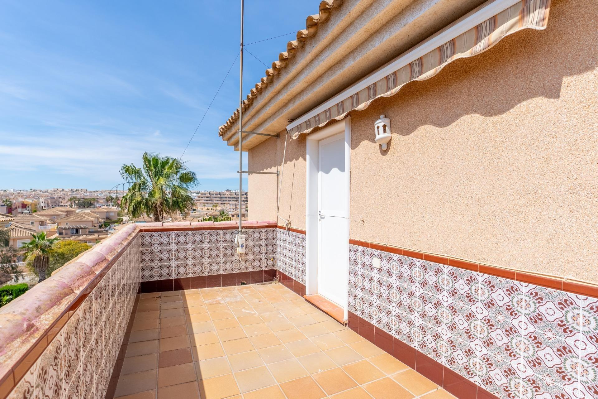 3 Bed, 2 Bath, HouseFor Sale, Torrevieja, Alicante