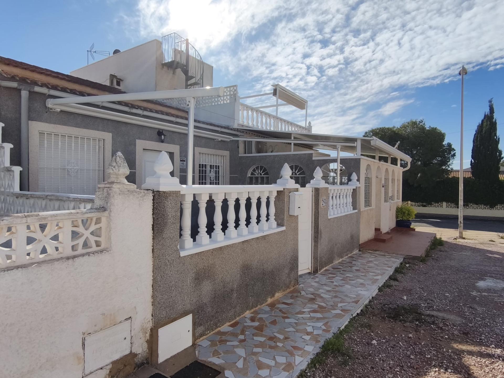 2 Bed, 1 Bath, HouseFor Sale, Torrevieja, Alicante