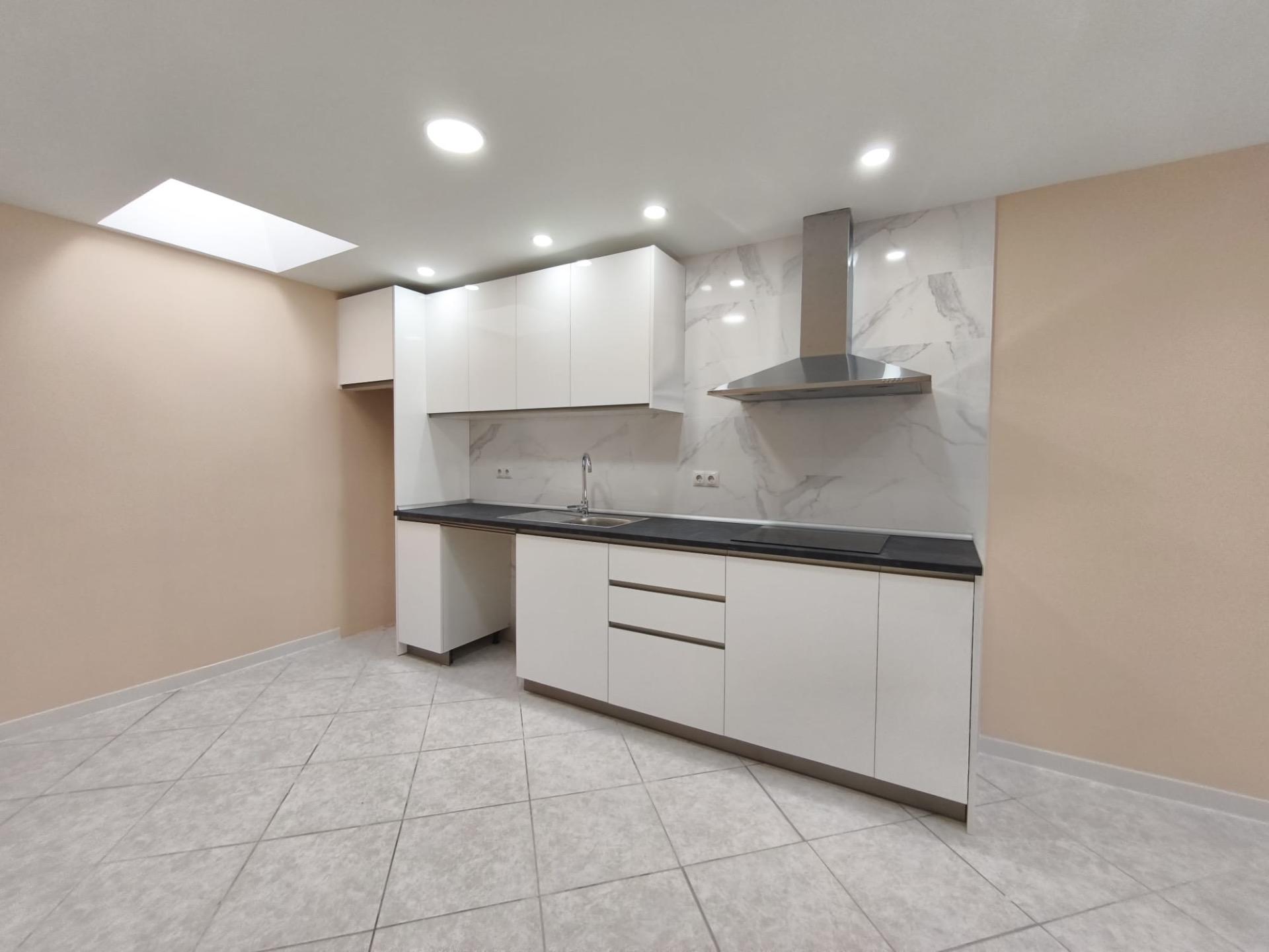 2 Bed, 1 Bath, HouseFor Sale, Torrevieja, Alicante