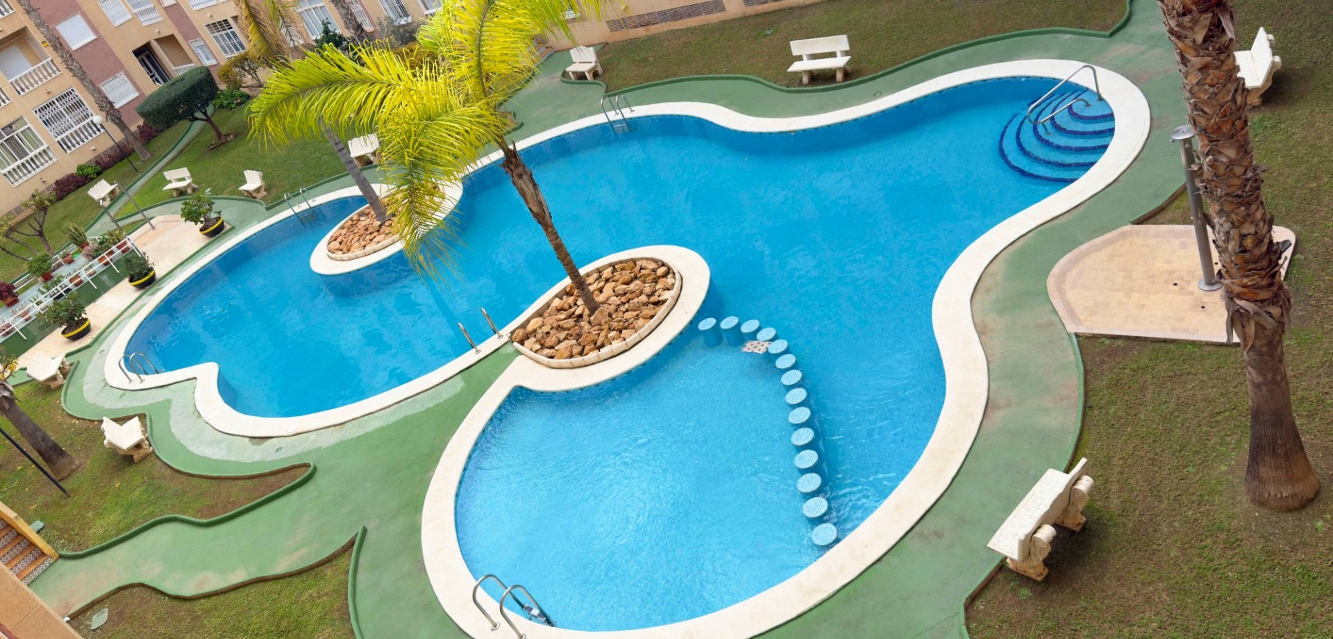 2 Bed, 1 Bath, ApartmentFor Sale, Torrevieja, Alicante