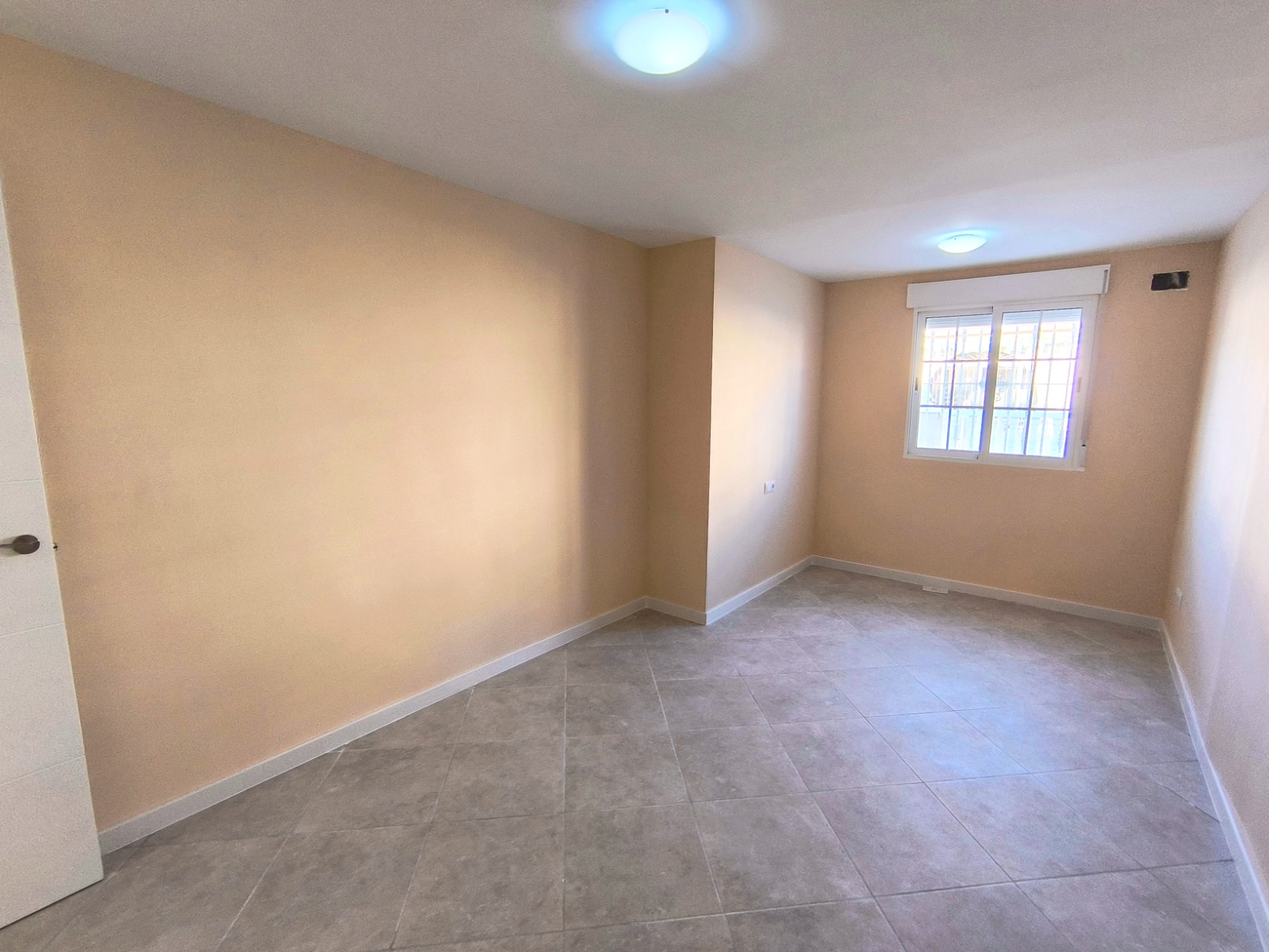 2 Bed, 1 Bath, HouseFor Sale, Torrevieja, Alicante