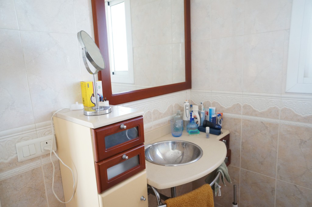 3 Bed, 2 Bath, HouseFor Sale, Nerja, Malaga