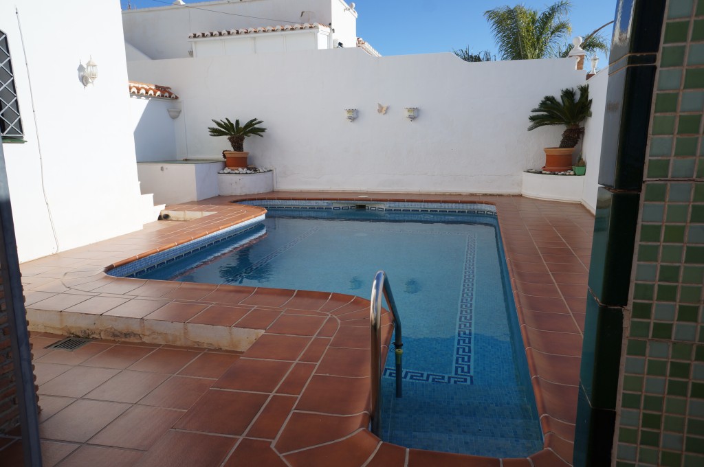 3 Bed, 2 Bath, HouseFor Sale, Nerja, Malaga