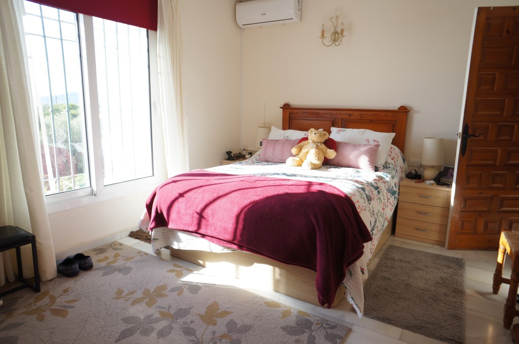 3 Bed, 2 Bath, HouseFor Sale, Nerja, Malaga