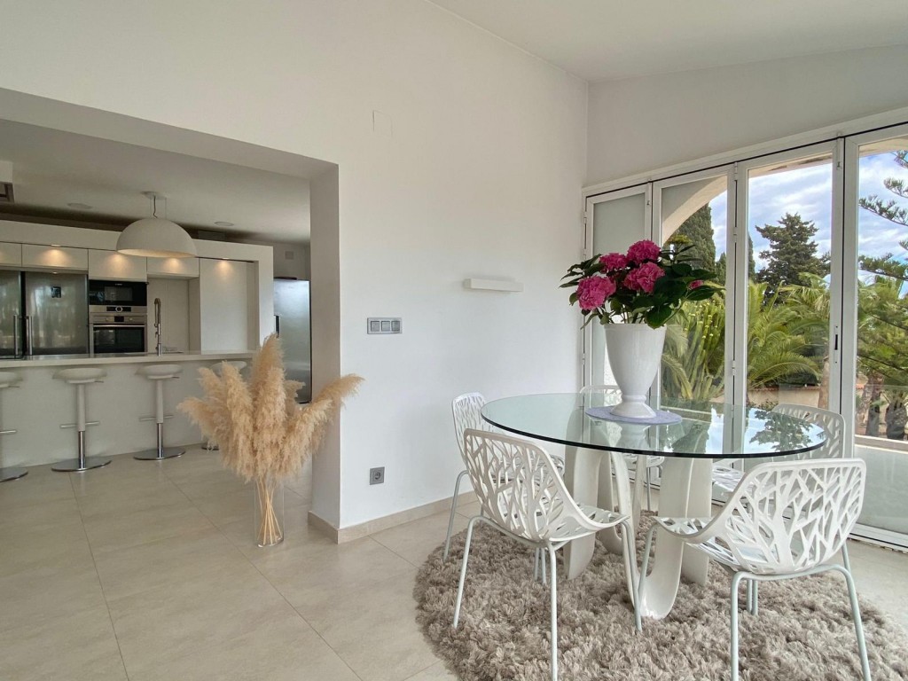 5 Bed, 3 Bath, HouseFor Sale, La Nucia, Alicante