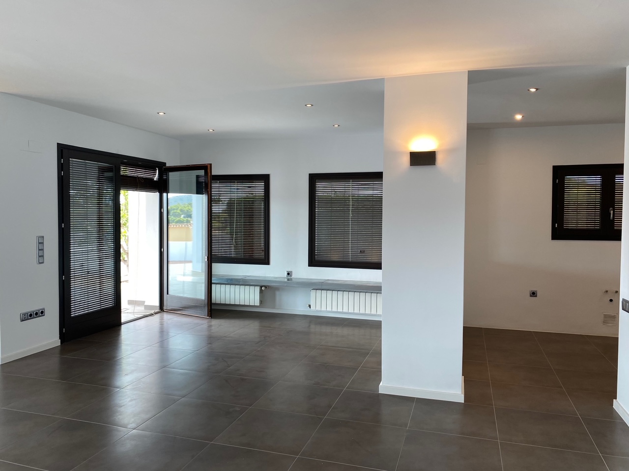 4 Bed, 3 Bath, HouseFor Sale, Moraira, Alicante