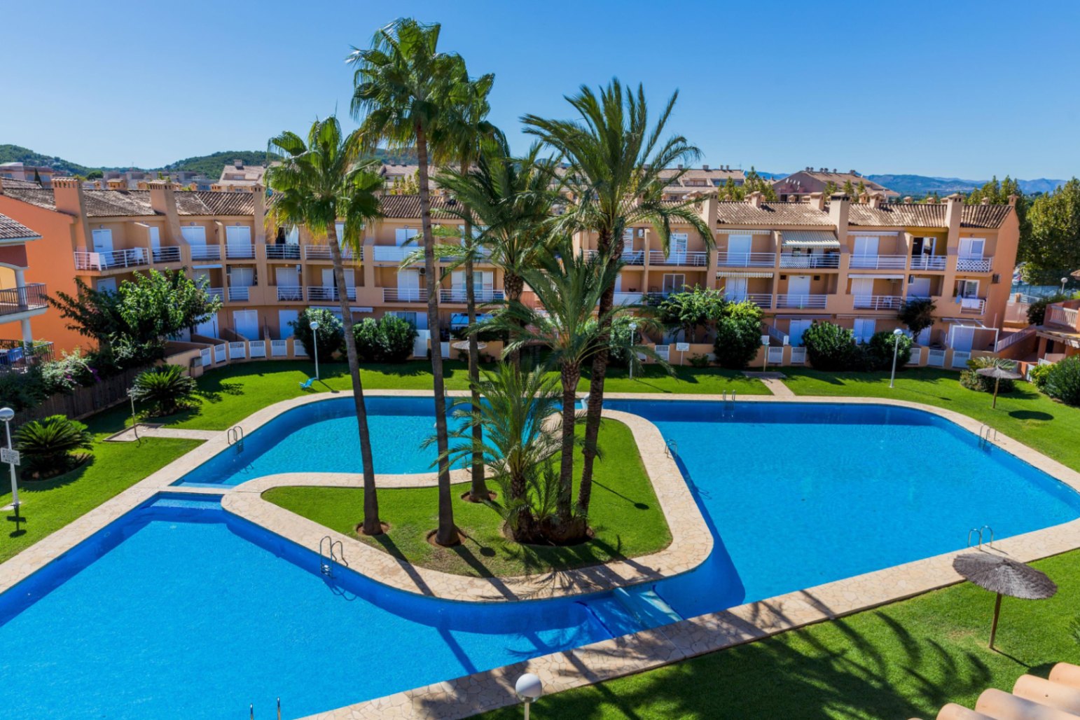 4 Bed, 2 Bath, ApartmentFor Sale, Javea, Alicante