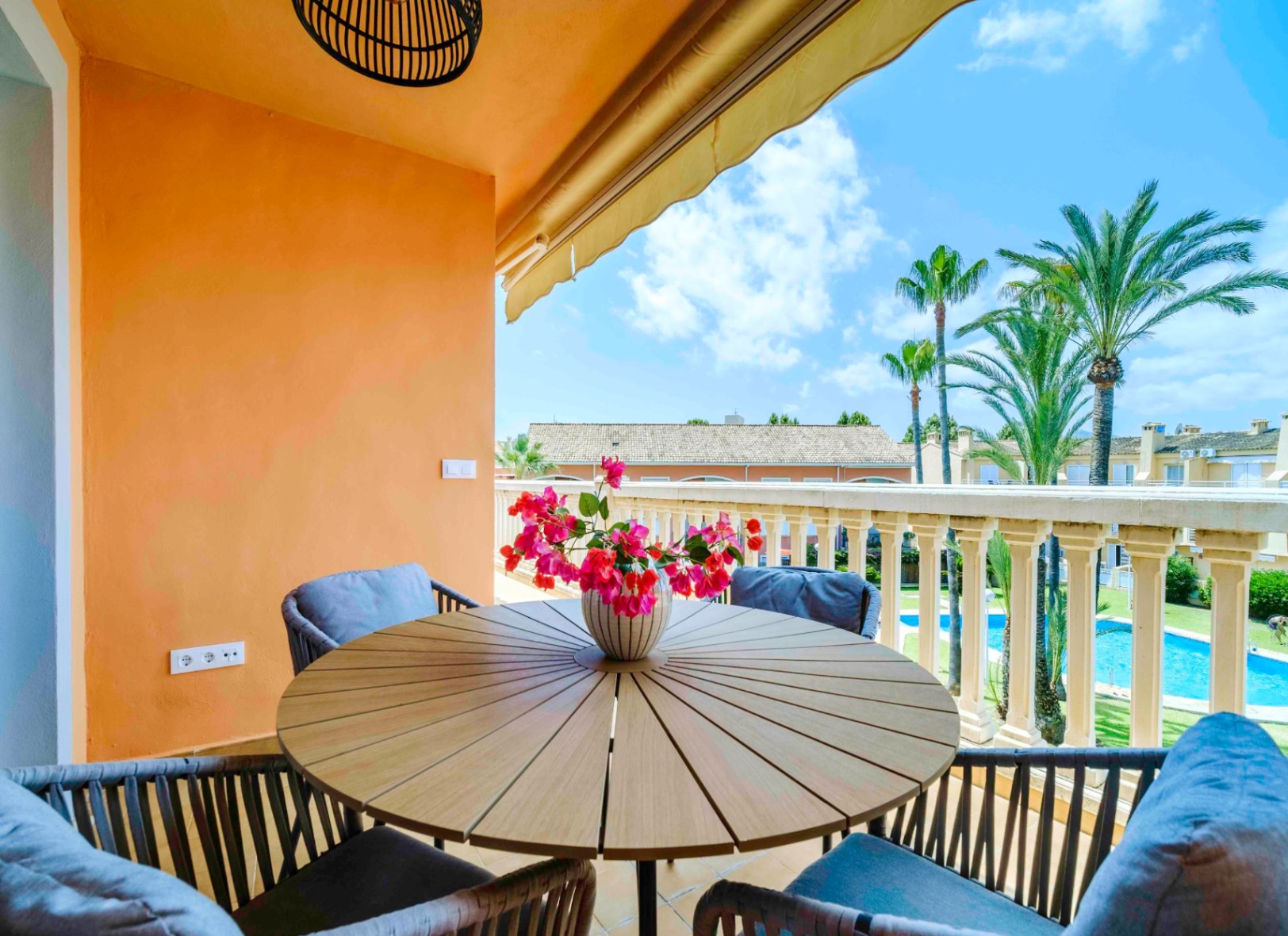 4 Bed, 2 Bath, ApartmentFor Sale, Javea, Alicante