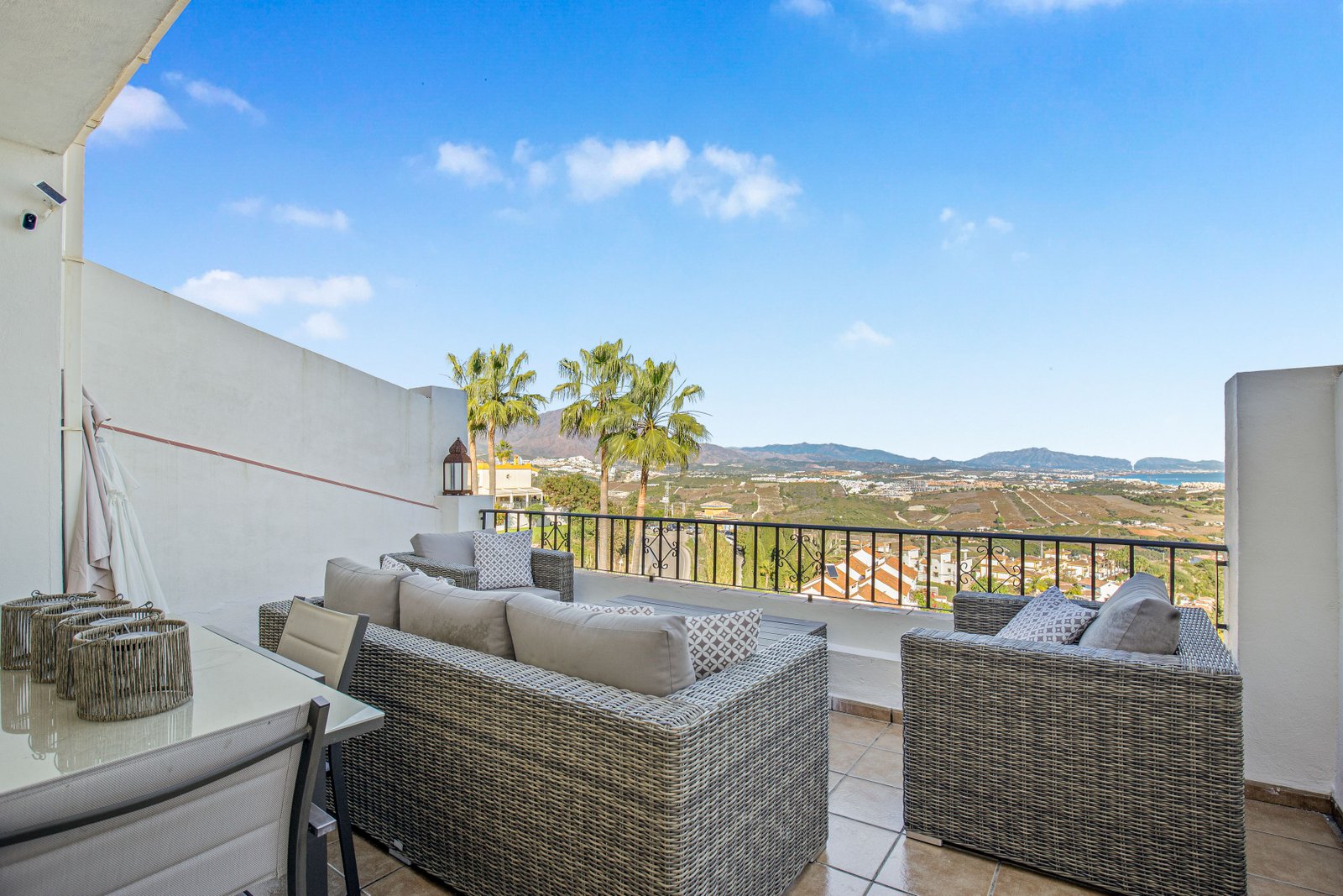 5 Bed, 3 Bath, HouseFor Sale, Manilva, Malaga