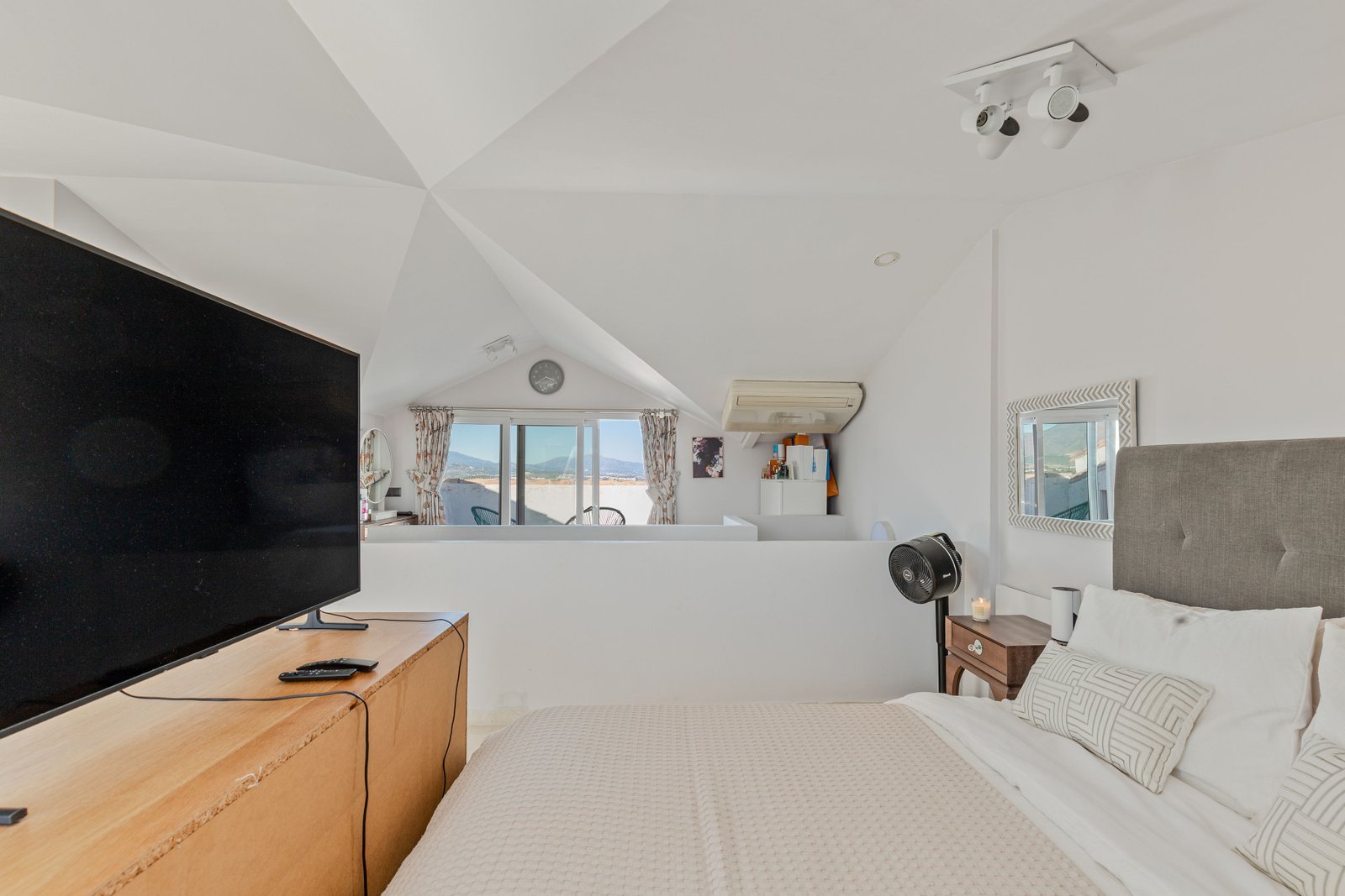 5 Bed, 3 Bath, HouseFor Sale, Manilva, Malaga