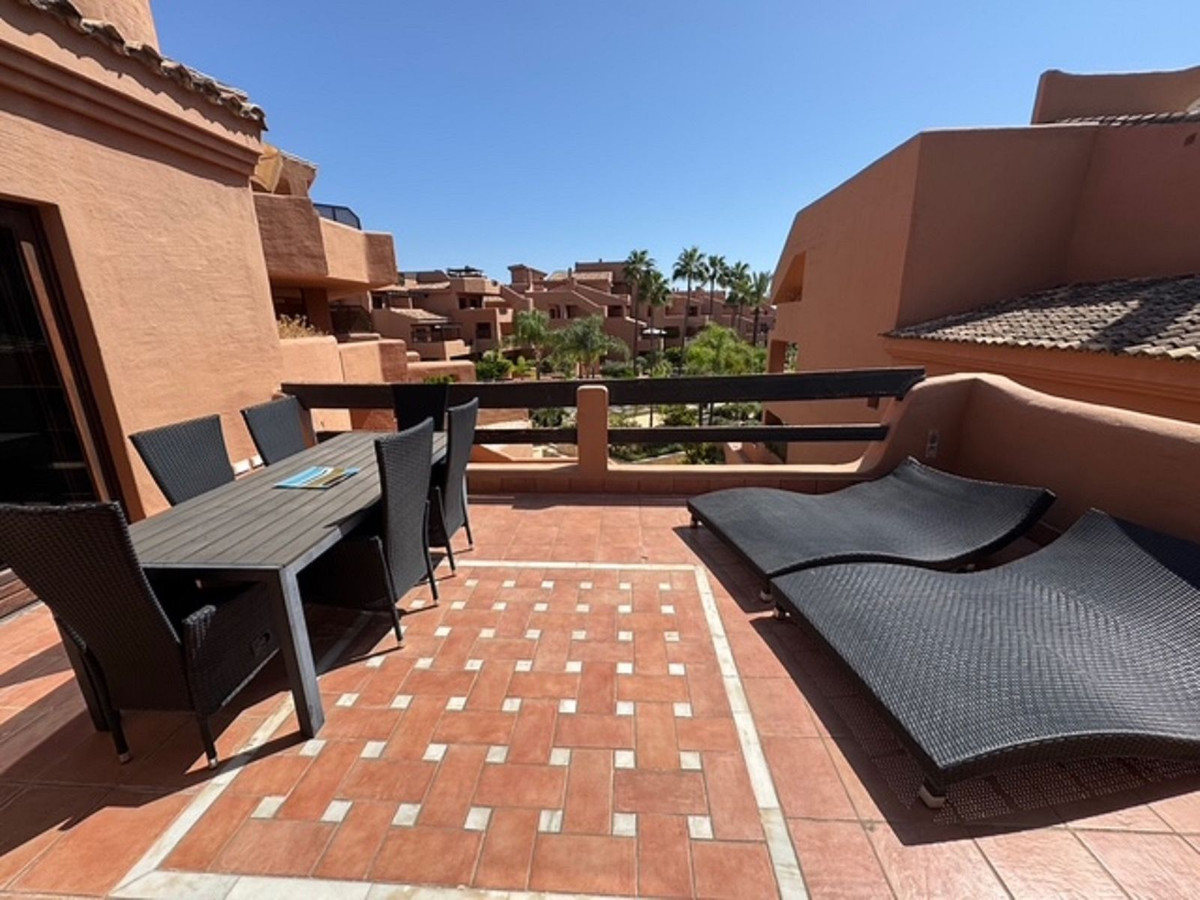 2 Bed, 2 Bath, ApartmentFor Sale, New Golden Mile, Malaga
