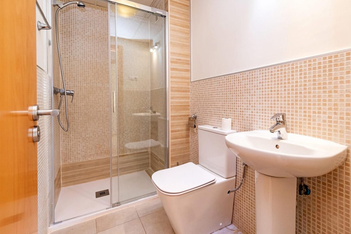 2 Bed, 2 Bath, ApartmentFor Sale, La Cala de Mijas, Malaga