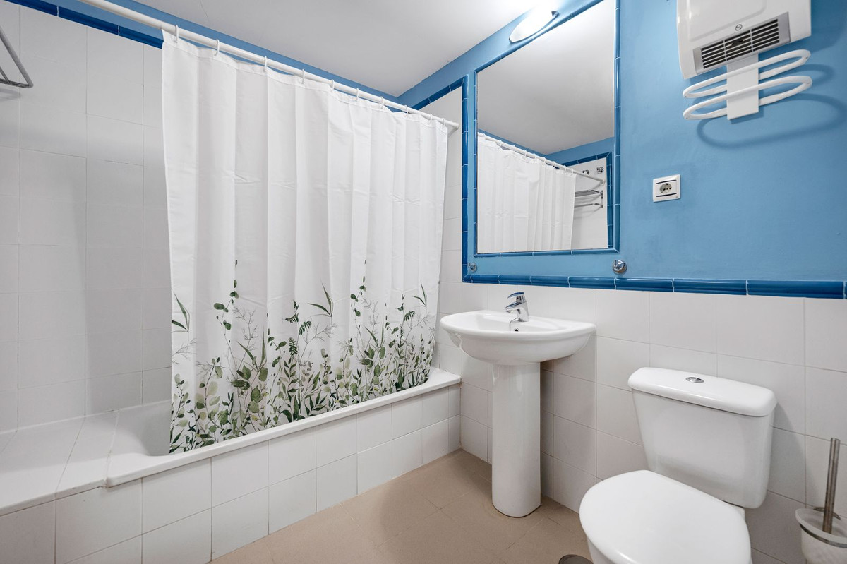 2 Bed, 2 Bath, ApartmentFor Sale, Riviera Del Sol, Malaga