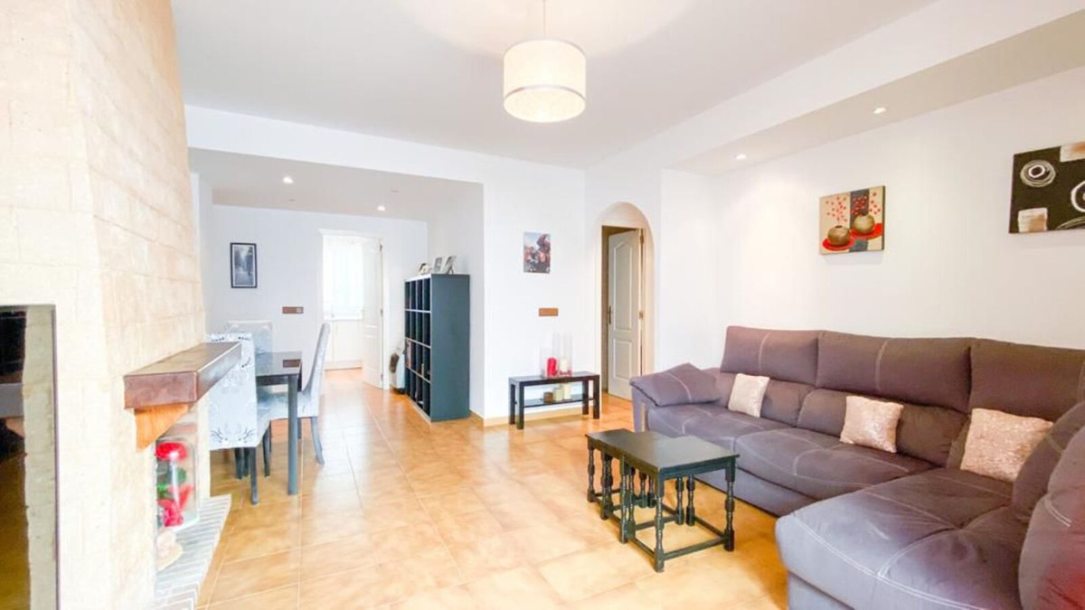 2 Bed, 2 Bath, ApartmentFor Sale, Calahonda, Malaga