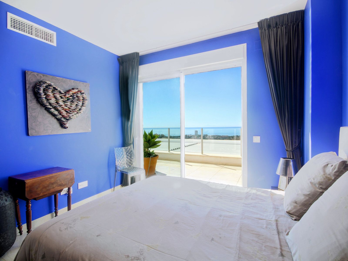 2 Bed, 2 Bath, ApartmentFor Sale, Los Monteros, Malaga