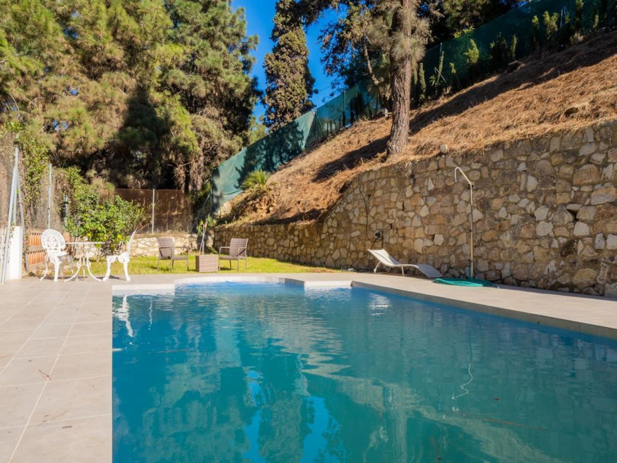 6 Bed, 7 Bath, HouseFor Sale, El Chaparral, Malaga