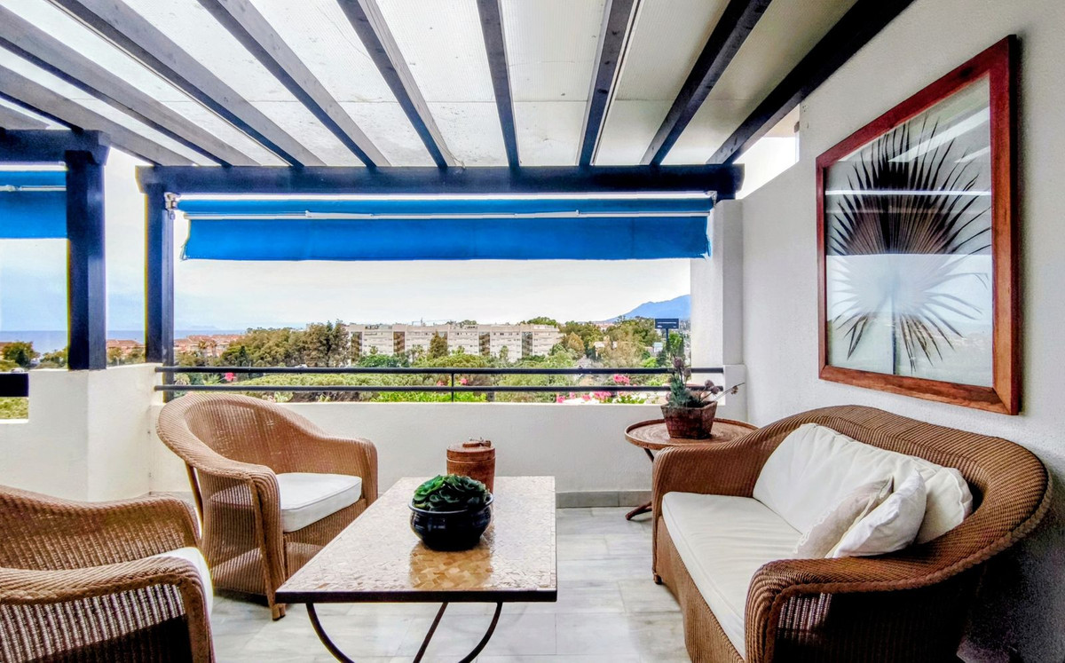 2 Bed, 2 Bath, ApartmentFor Sale, Puerto Banus, Malaga