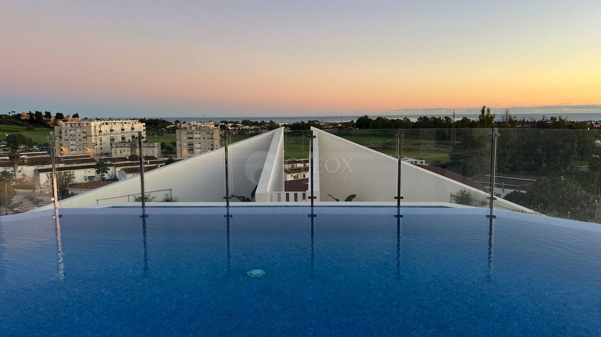 3 Bed, 2 Bath, ApartmentFor Sale, Nueva Andalucia, Malaga