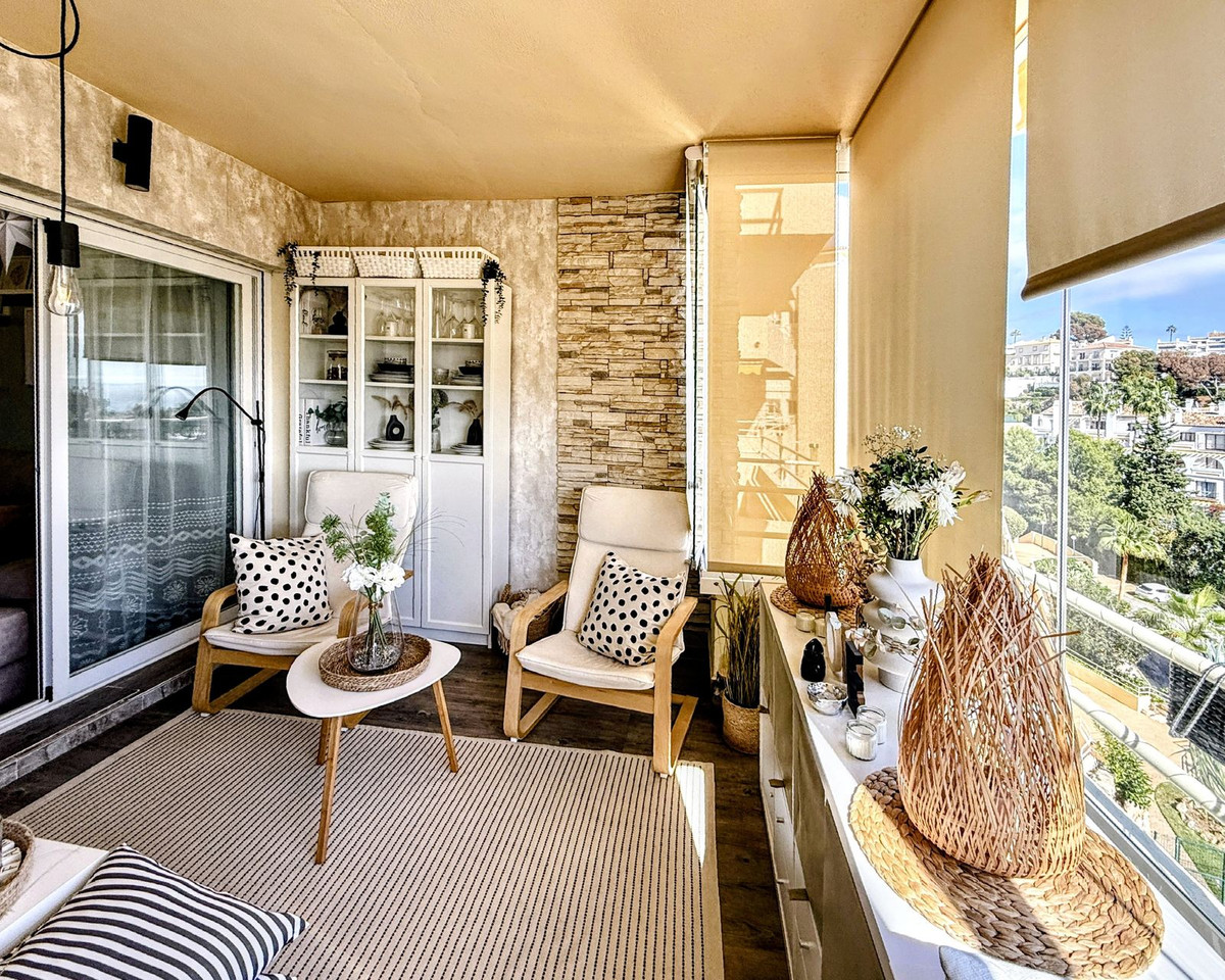 2 Bed, 1 Bath, ApartmentFor Sale, Riviera Del Sol, Malaga