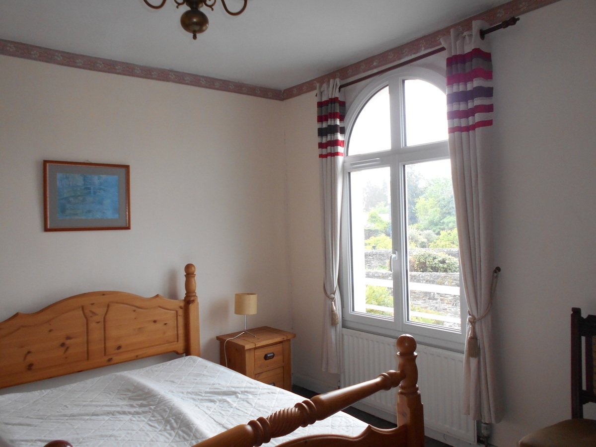 3 Bed, 2 Bath, HouseFor Sale, Madré, Pays-de-la-Loire, 53250