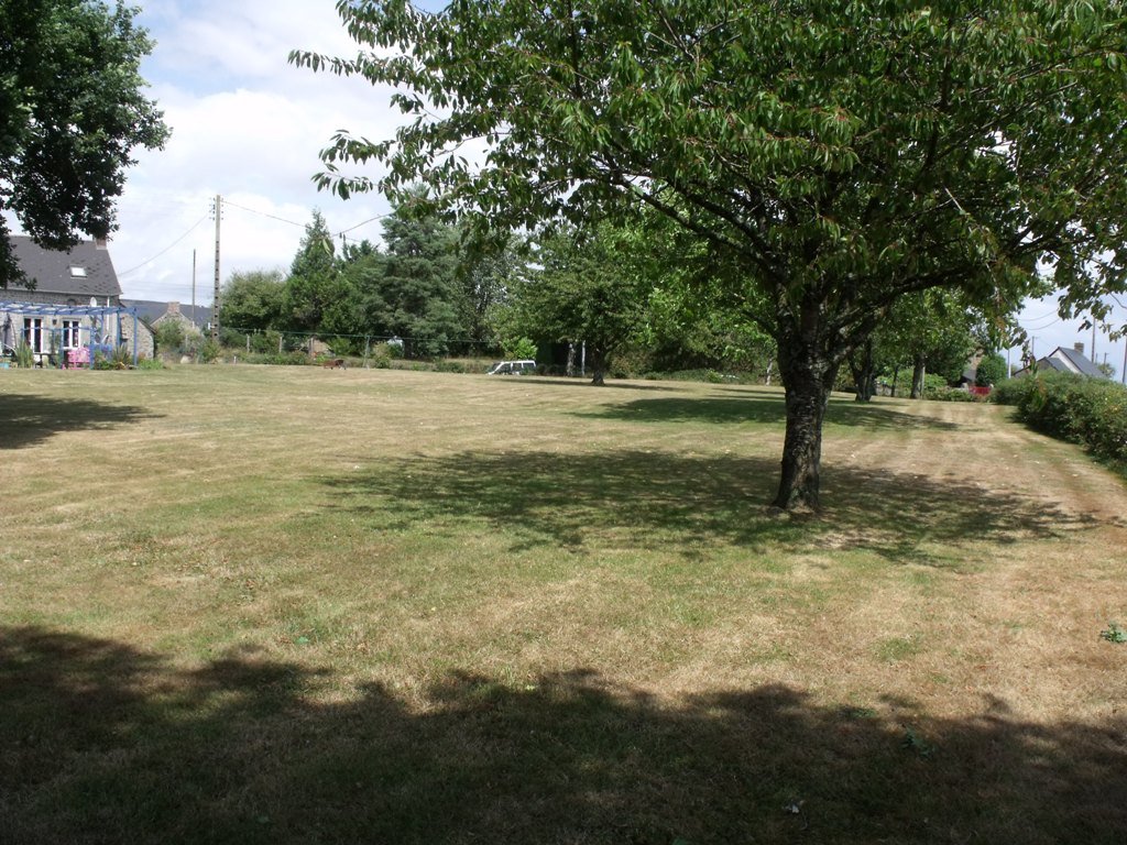 4 Bed, 2 Bath, HouseFor Sale, Saint-Aubin-du-Désert, Pays-de-la-Loire, 53700