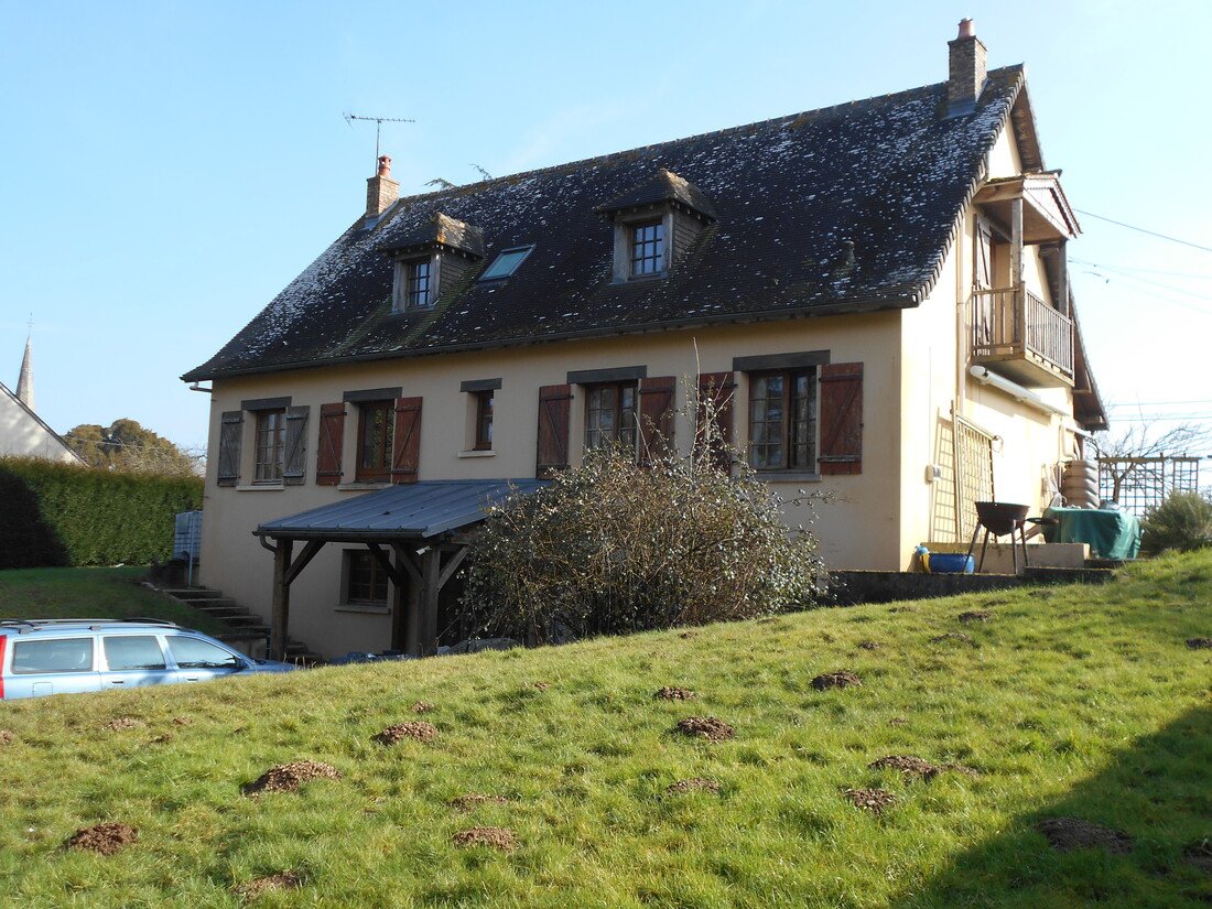 3 Bed, 1.5 Bath, HouseFor Sale, Boulay-les-Ifs, Pays-de-la-Loire, 53370