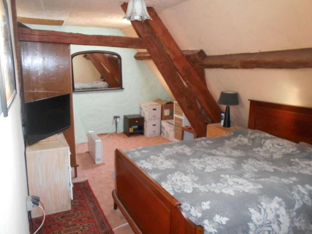 3 Bed, 1 Bath, HouseFor Sale, Lignieres Orgeres, Pays-de-la-Loire, 53140