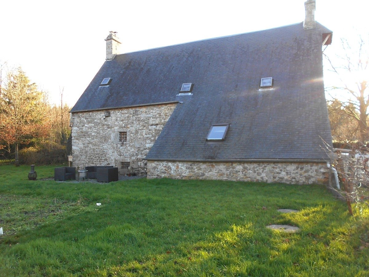 3 Bed, 1 Bath, HouseFor Sale, Lignieres Orgeres, Pays-de-la-Loire, 53140