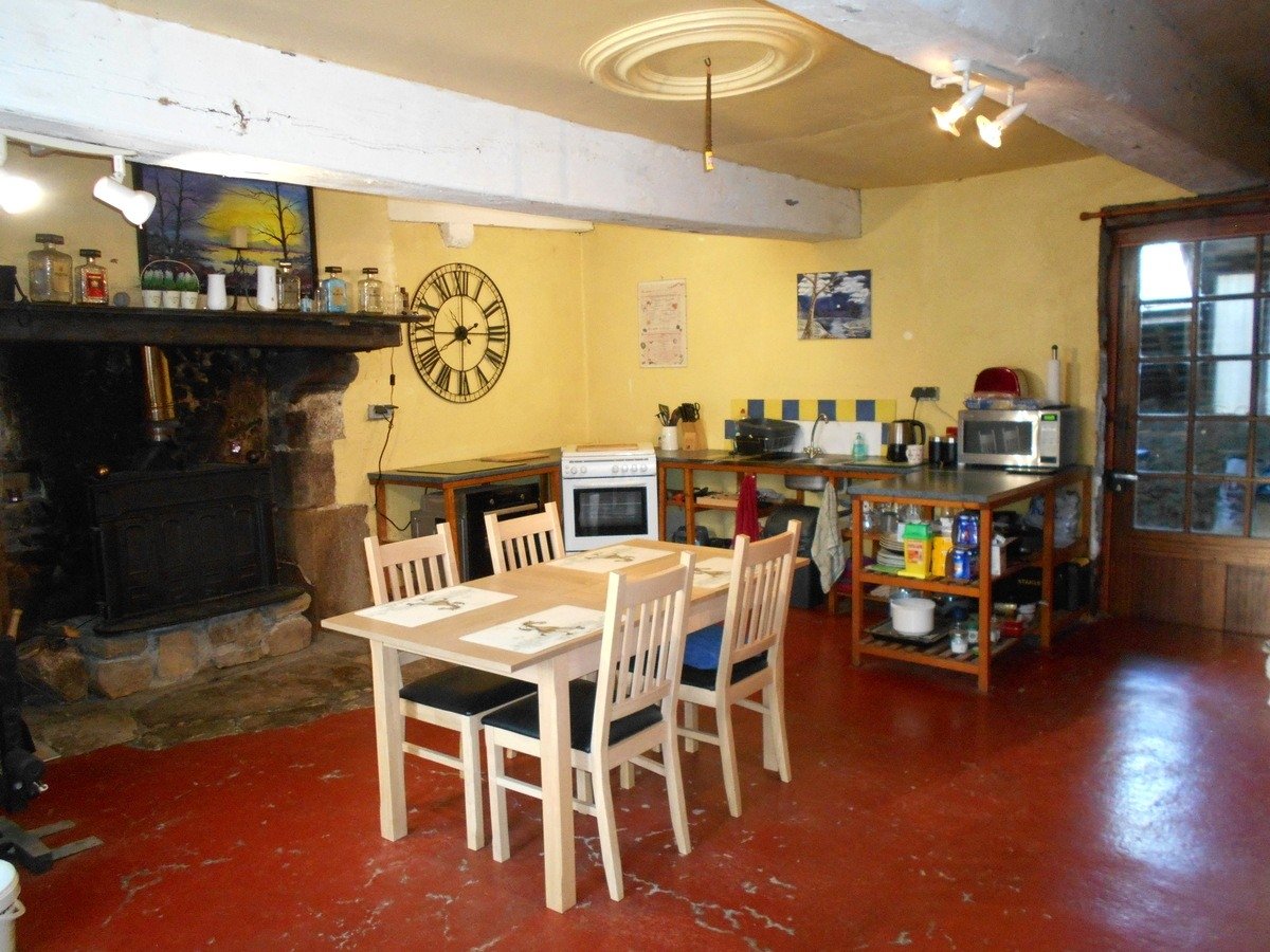 3 Bed, 1 Bath, HouseFor Sale, Lignieres Orgeres, Pays-de-la-Loire, 53140