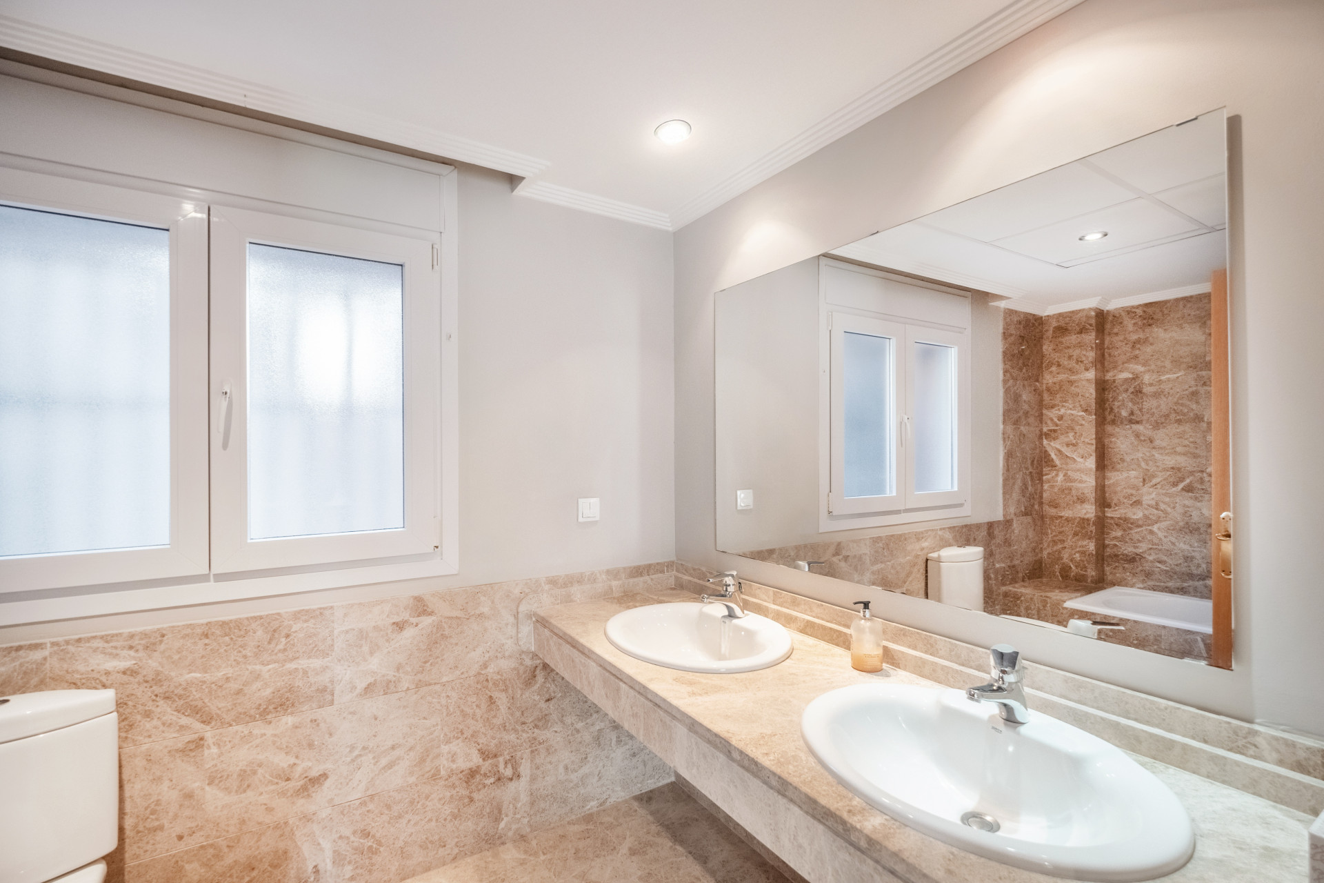 4 Bed, 4 Bath, HouseFor Sale, Marbella, Malaga